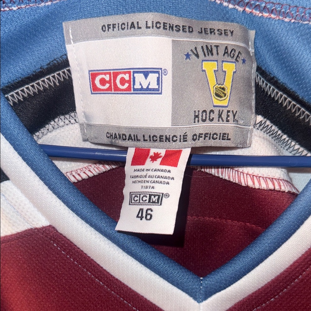 Patrick Roy jersey - Picture 3 of 3